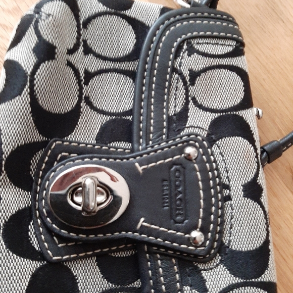 Coach Black & Gray Branded Purse Wristlet Clutch - Picture 2 of 8